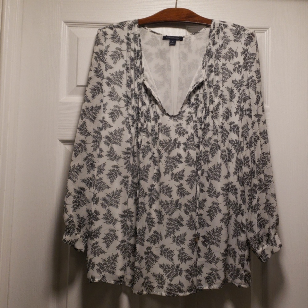 ⚡Tommy Hilfiger flowy top⚡